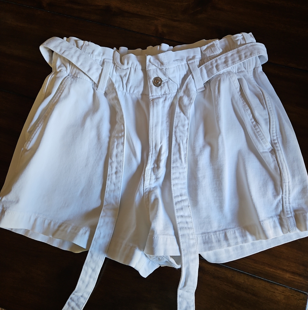 American Eagle Outfitters White High-Waist Paperbag Shorts with Tie Belt
